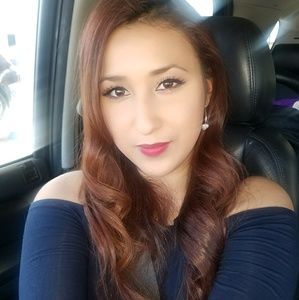 Meet your Posher, Elizabeth